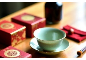 Unique Chinese Gifts Perfect for Design Lovers and Foodies