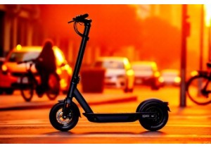 Electric Scooters for City Commuters Speed and Range Tested