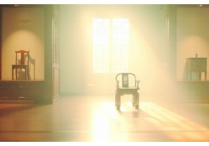 How to Display Chinese Antique Furniture Without Damaging It