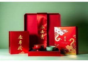 Traditional Chinese Gifts with Modern Design