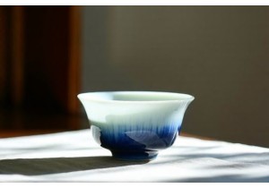 Jingdezhen Porcelain Tea Ware for Modern Chinese Aesthetics