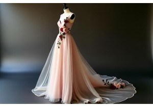 Chic Silk Dresses Embellished with Floral Embroidery