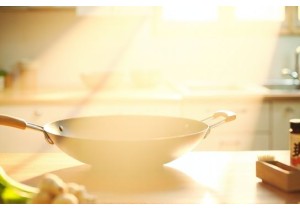 Chinese Kitchen Gadgets for Wok Cooking Beginners with Non Stick Safety