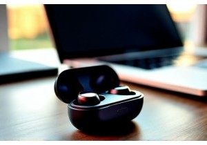 Best Wireless Earbuds for WFH Clear Mic Audio and All Day Comfort Tested