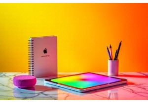 Unique Creative Gift Ideas for Tech Lovers and Artists