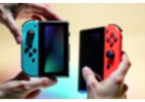 Nintendo Switch OLED vs Steam Deck LCD Which Handheld Wins for Portability