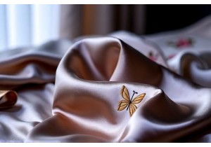 Custom Embroidered Silk Gifts for High End Corporate Gifting