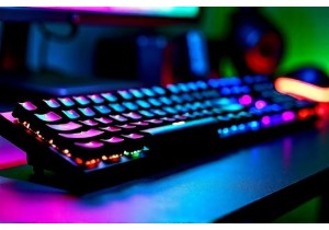 Corsair K100 RGB Mechanical Keyboard Review Optical Switches Software Customization and Build Quality
